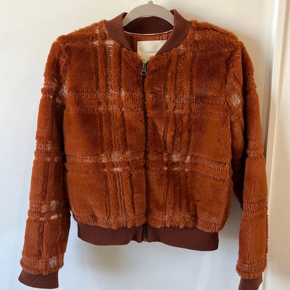 Anthropologie faux fur bomber jacket - Picture 2 of 5